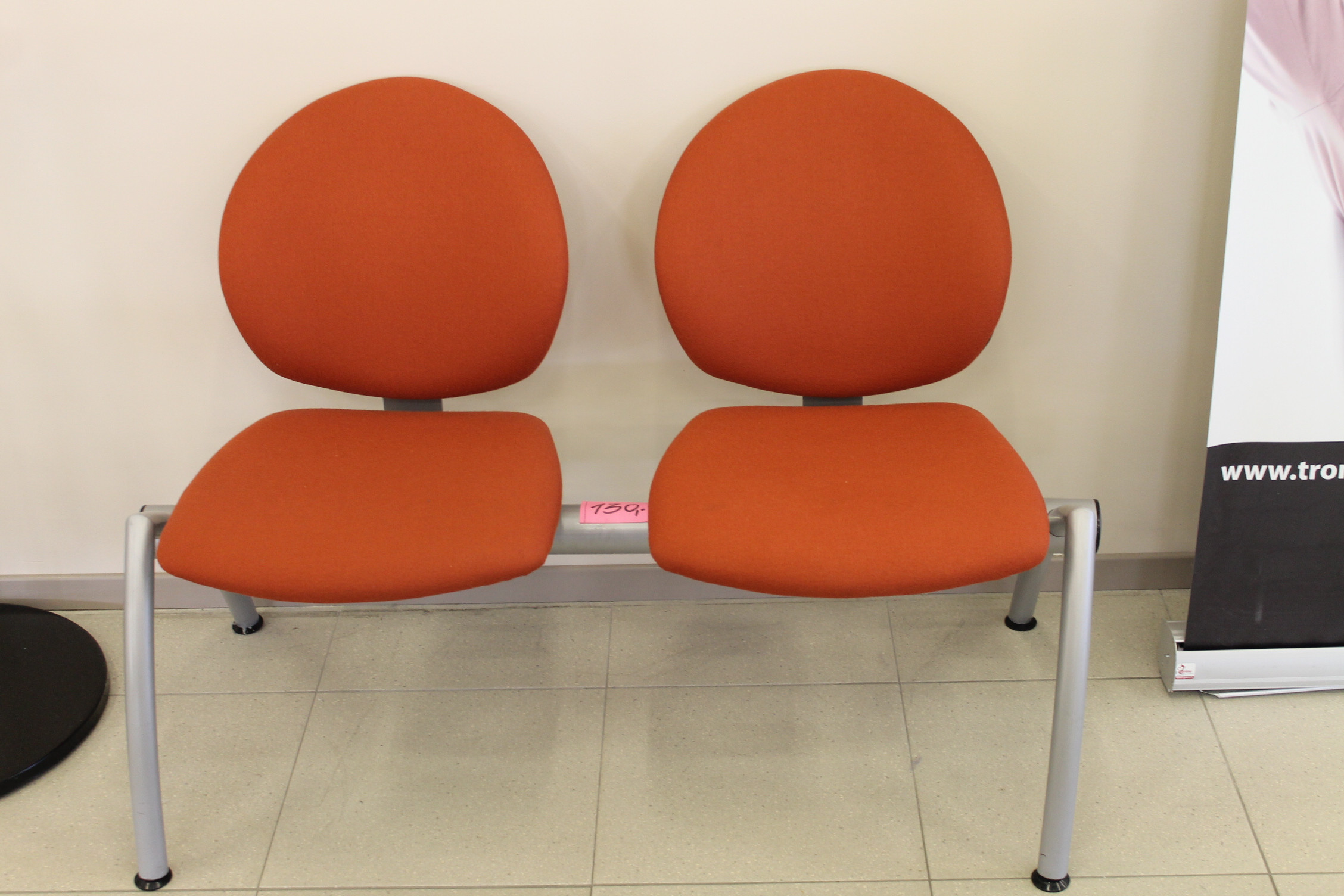 Dviejų sėdimų vietų minkštasuolis, ND-MS-111, oranžinės spalvos