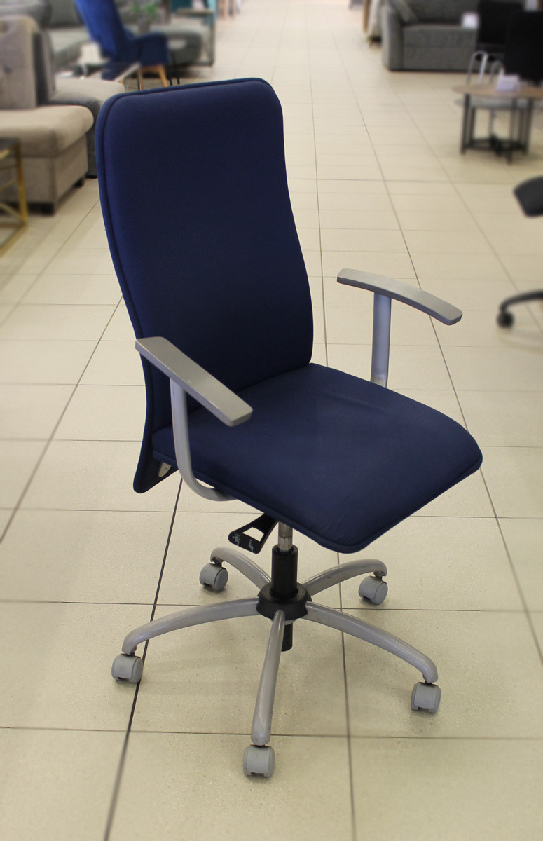 Naudota ergonominė darbo kėdė, ND-kd-248-2 VERSO, mėlyna, (maksimali apkrova 100 kg)