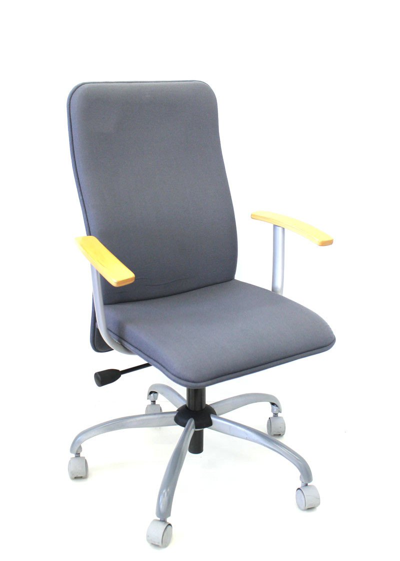 Naudota pilka Narbuto biuro kėdė ND-KD-306