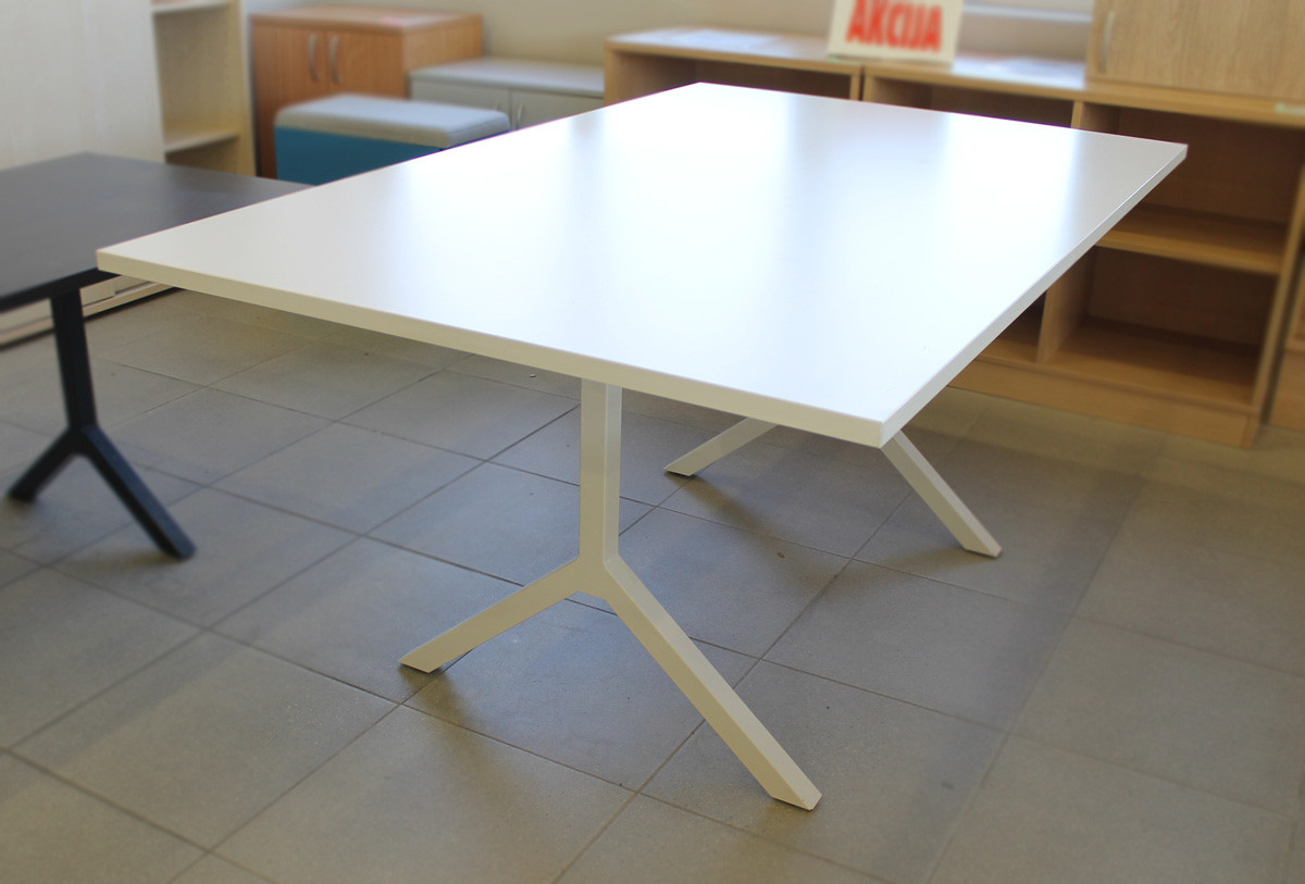 Posėdžių stalas, tiesus. ND-ST-627, 1600x1000x732 baltas
