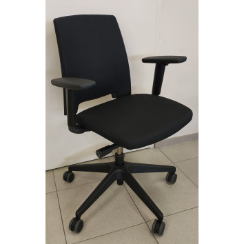 Naudota ergonominė darbo kėdė, ND-kd-272 ARCA, juoda, (maksimali apkrova 100 kg).